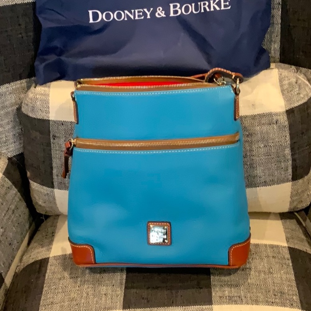 Dooney & Bourke